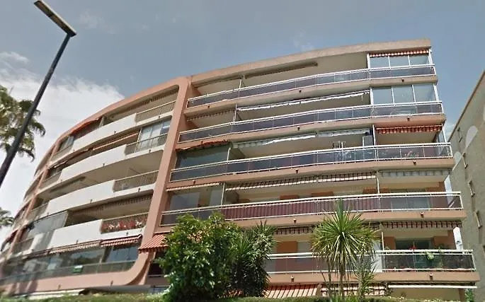 Mercure Cannes 0*,